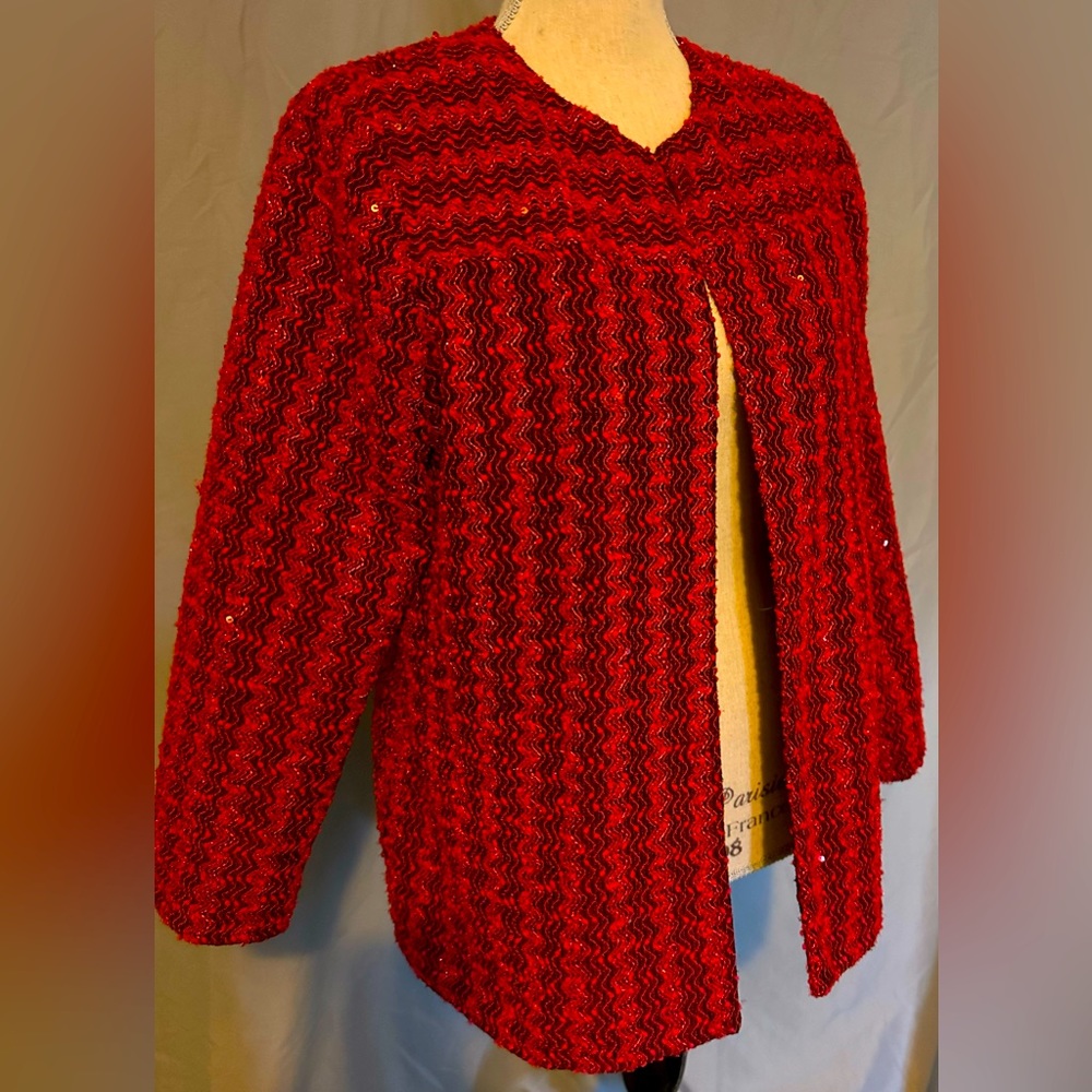 EUC Alfred Dunner jacket in a 12 knitted style w/ red & black including sequins